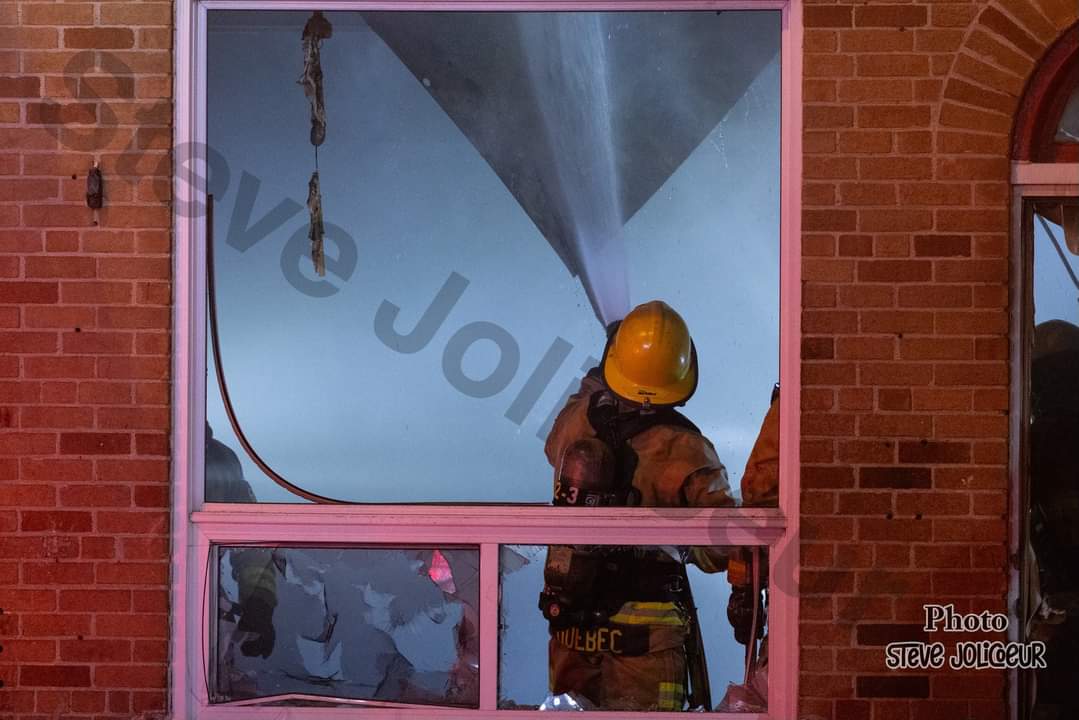 Des incendies criminels dans Limoilou: un bâtiment lourdement endommagé