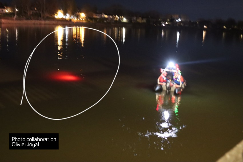 Saint-Hyacinthe: Il fuit la police et fini sa course dans une rivière, un corps retrouvé dans le véhicule 