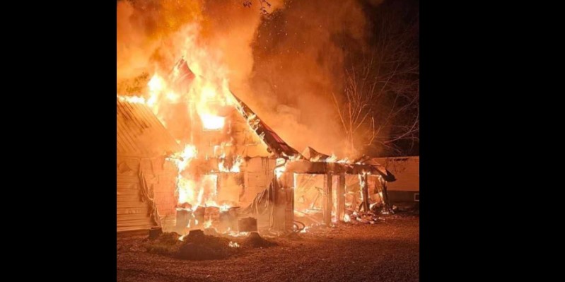 Violent incendie dans un garage à St-Gabriel de Valcartier